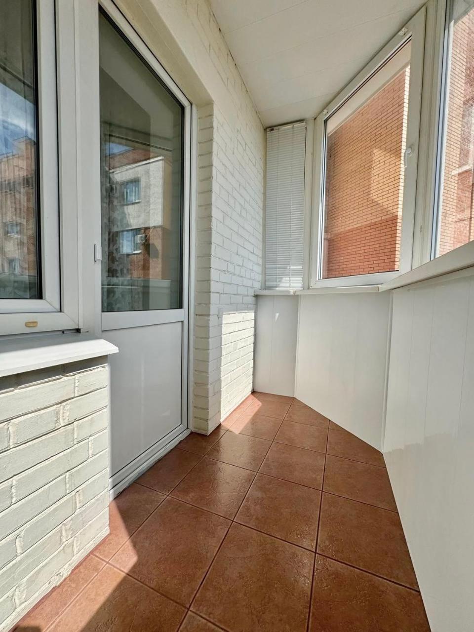 Apartpoltava Стильні Білосніжні Апартаменти, 2-Окремі Кімнати , Документи Для Відрядження , Банківський Чек エクステリア 写真