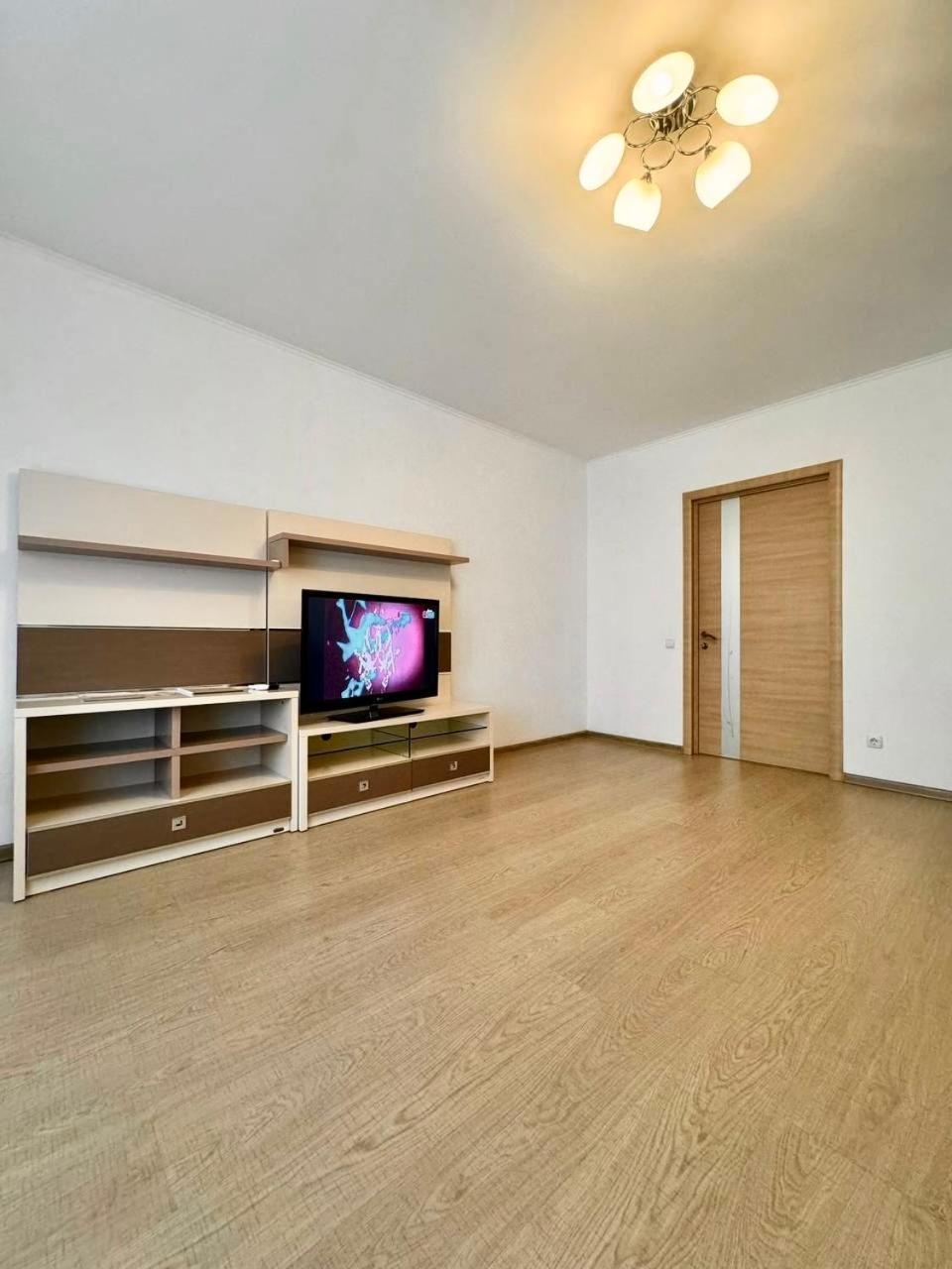 Apartpoltava Стильні Білосніжні Апартаменти, 2-Окремі Кімнати , Документи Для Відрядження , Банківський Чек エクステリア 写真
