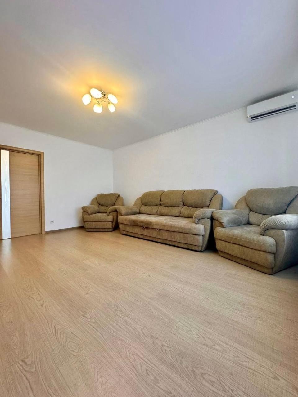 Apartpoltava Стильні Білосніжні Апартаменти, 2-Окремі Кімнати , Документи Для Відрядження , Банківський Чек エクステリア 写真